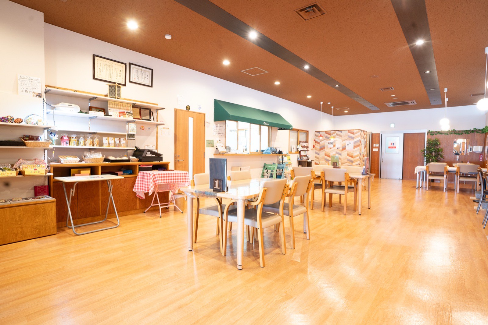 わっかふぇの店舗内