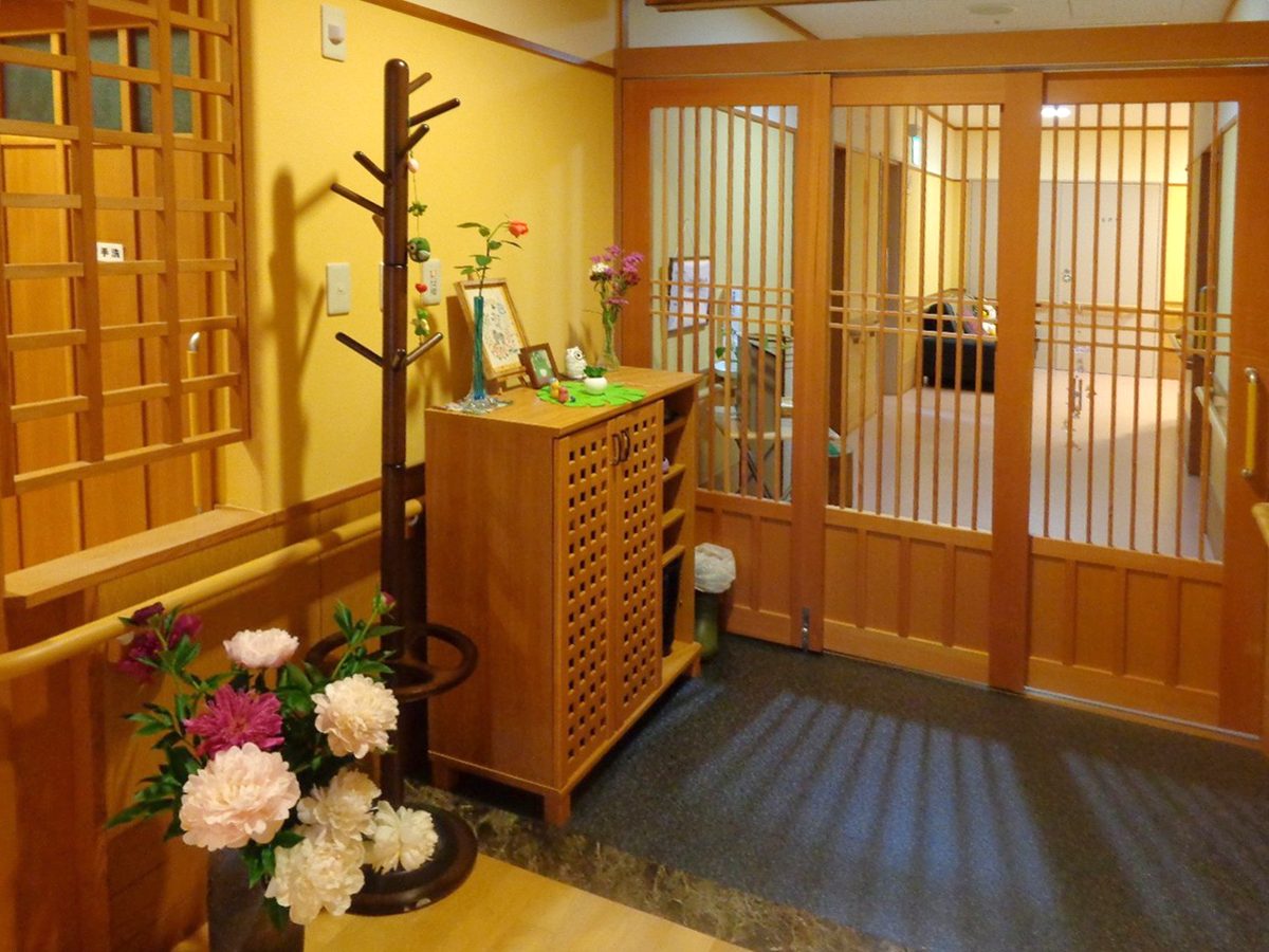 三好園しんざのユニットの玄関